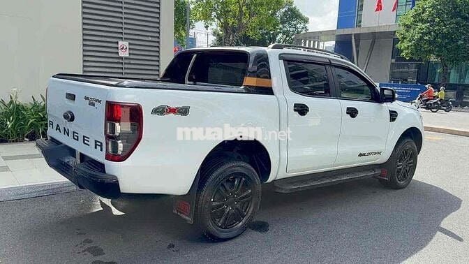 Ford Ranger Wildtrak 2 cầu 2021 cá nhân đi kỹ