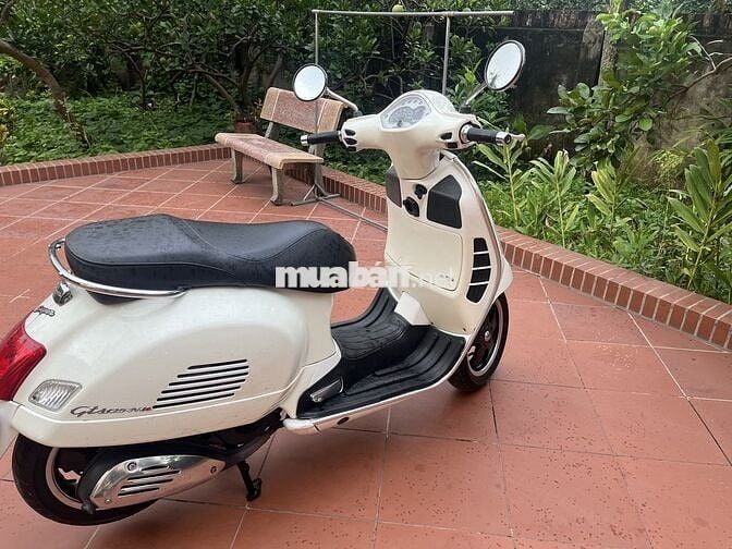 Piaggio Vespa GTS Trắng Xe tay ga