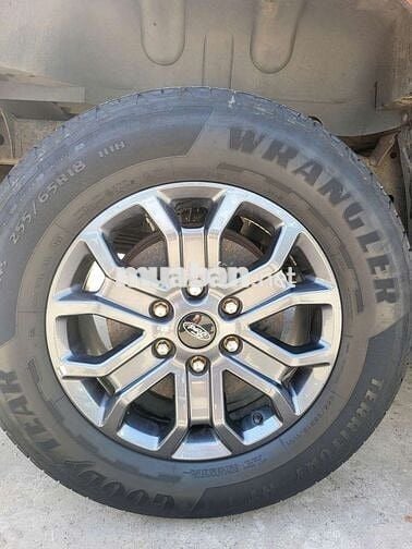 Ford Ranger Wildtrak 2017 Dầu màu Cam