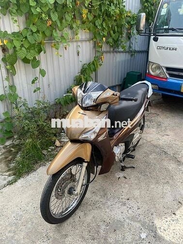 Honda Future Fi 125 biển số 72