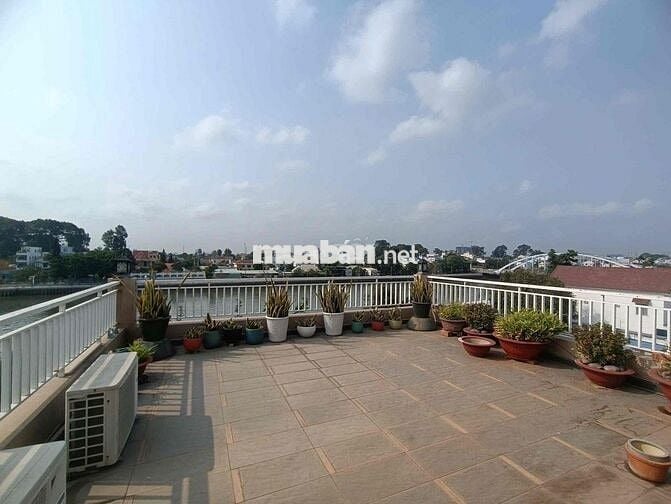 Bán nhà mặt tiền kinh doanh view Bờ Kè Thống Nhất Đồng Nai chủ ngộp ba