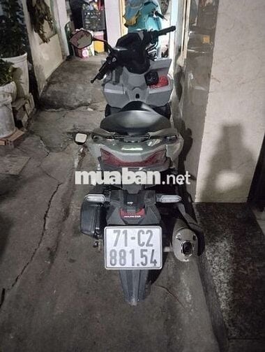 honda vario 160 xám xi măng 2023. kẹt tiền bán gấp