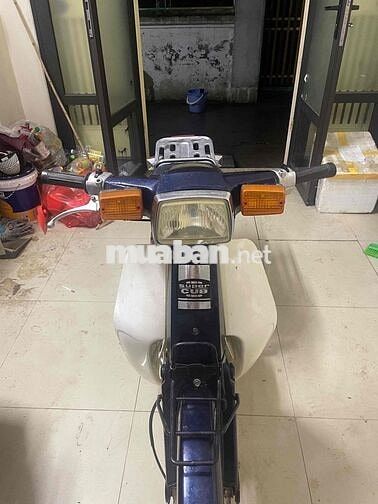 Honda Cub 82 Xanh Trắng Nhật liên doanh