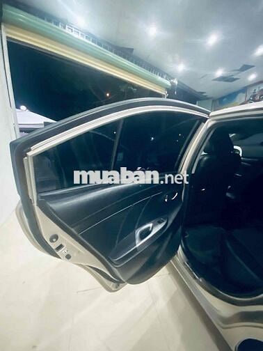Toyota Vios Bản G Số tự động 2014 Vàng cát