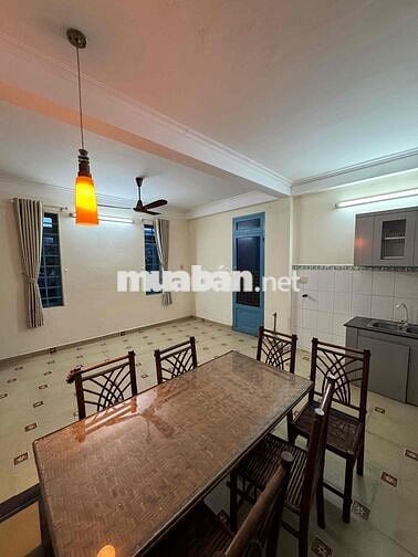 Bán nhà 3 tầng, trong khuôn đất 99m2, HXH, Trương Công Định, Tân Bình