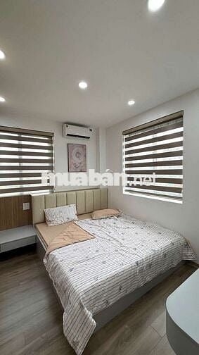 chính chủ tôi cần bán CHCC Nam Trung Yên, 70m 2PN, nội thất cao cấp