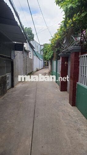 CHO THUÊ NHÀ (CÓ GÁC LỬNG) GIÁ RẺ 160 PHẠM VĂN ĐỒNG P.3 Q.GV