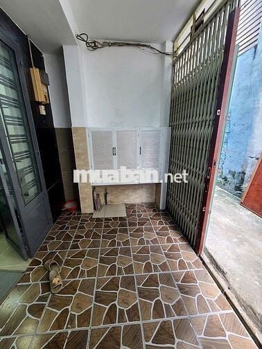 Nhà nguyên căn 2PN hẻm 417 Quang Trung Gò Vấp giá 8.5 triệu