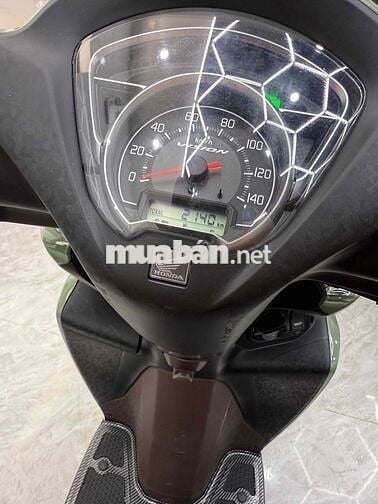 Honda Vision 2025 Xanh rêu Tự động 2000 km