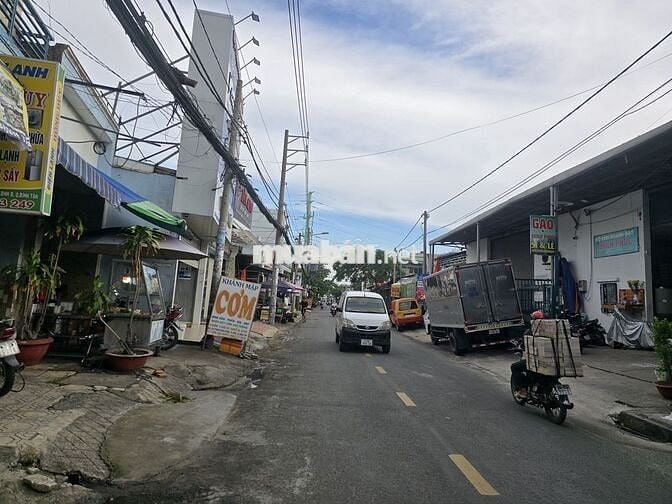 CHO THUÊ KHO,XƯỞNG 600M² GIÁ 40TR/T, Đ XE CÔNG LÊ TRỌNG TẤN