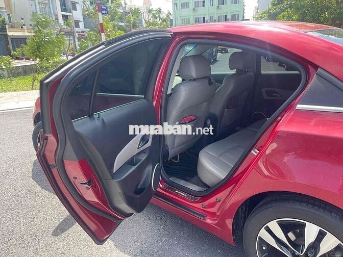 🚗 Chevrolet Cruze LTZ 2015 Sedan hạng C, đi cực êm