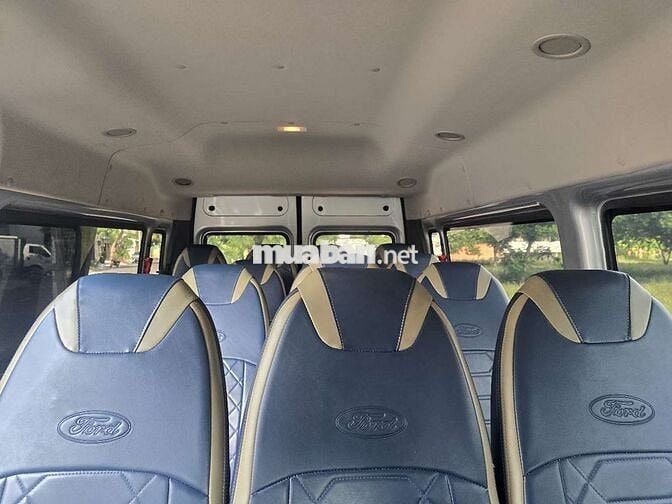 TRANSIT 2023 80.000KM BẢO HÀNH1 NĂM HỖ TRỢ VAY 70%