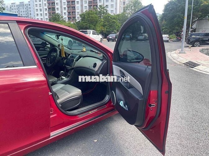 🚗 Chevrolet Cruze LTZ 2015 Sedan hạng C, đi cực êm