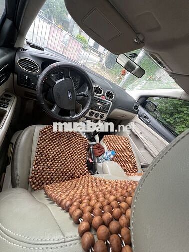 Ford Focus 1.8 MT Số sàn Đen