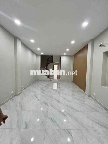 Cho Thuê Nhà Mới Xây Gần Chợ Phạm Văn Hai Tân Bình