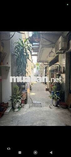 nhà mới đẹp vô ở liền 1 lưng 1 lầu 2 phòng ngủ 2vs 