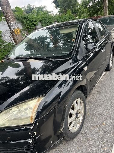 Ford Focus 1.8 MT Số sàn Đen