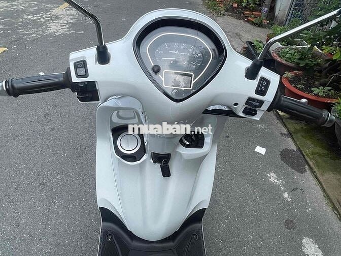 Yamaha Grande 2019 Trắng 23k