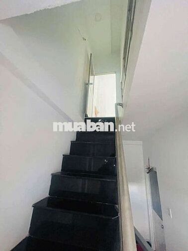 Nhà 3 tầng 28M gần cầu Chánh Hưng Q8 giá 2.68 tỷ