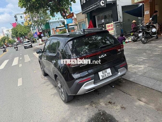 Kia Sonet Premium 2023 19000 km Đen