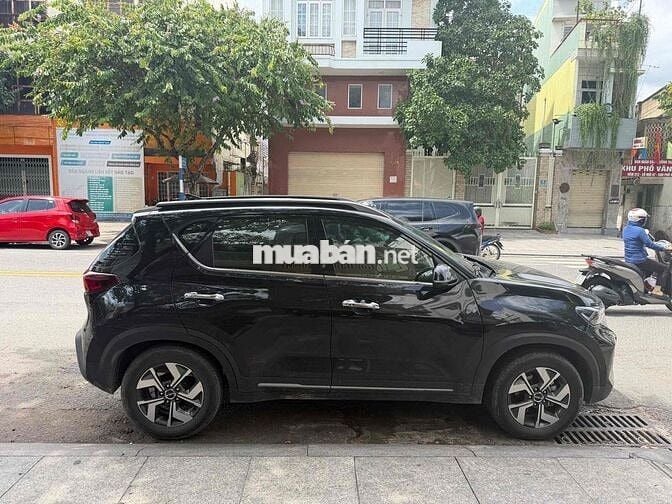 Kia Sonet Premium 2023 19000 km Đen