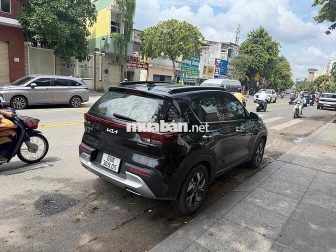 Kia Sonet Premium 2023 19000 km Đen