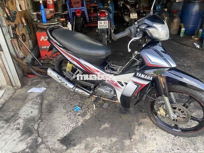 Yamaha Sirius RC 2012 Đen Trắng Đỏ