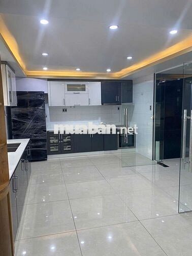 Bán nhà mặt tiền đường Lê Lợi, Hòa Phú 3, Bình Dương.