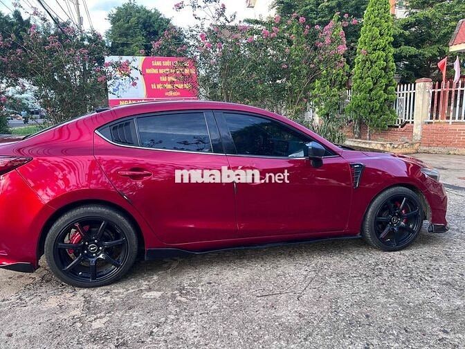 Mazda Mazda 3 2017 Số tự động Đỏ