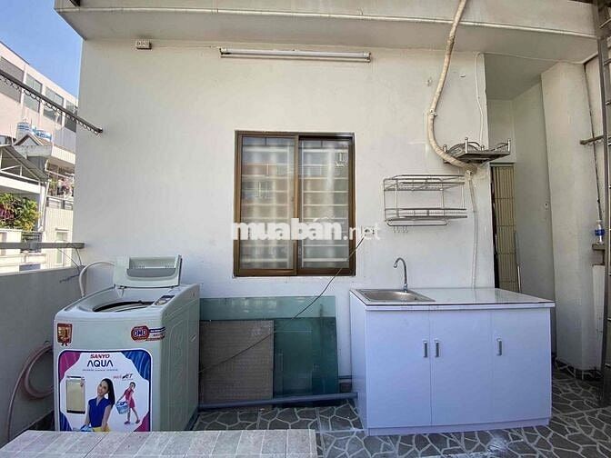 Cho thuê Phòng trọ Full NT ban công 25m2 Q10 gần cầu vượt 3/2 , giờ TD
