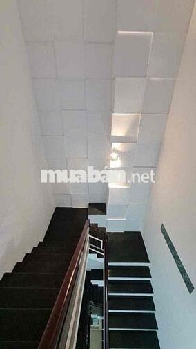 Bán Nhà Mặt Tiền Mê Linh Tân Lập Nha Trang Hướng Đông Bắc Sổ Hoàn Công