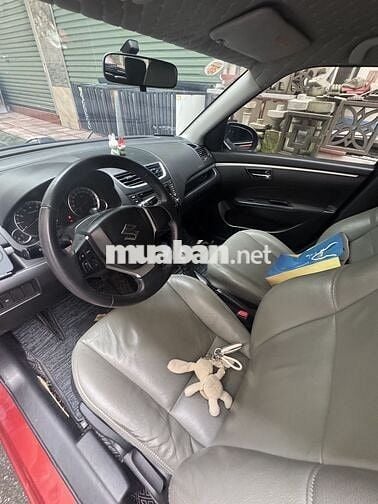 Suzuki Swift 2016 Đỏ cam 11.000 km