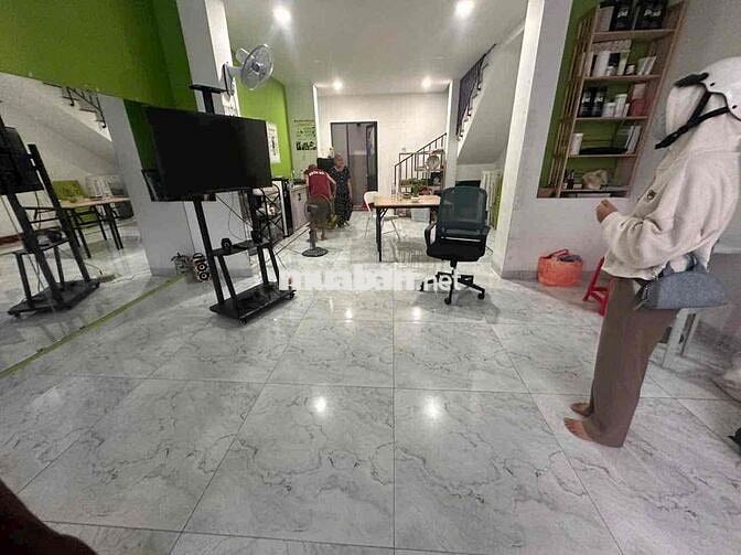 NHÀ NGUYÊN CĂN_3PN 65m2 _ FULL NỘI THẤT NẰM NGAY THỐNG NHẤT
