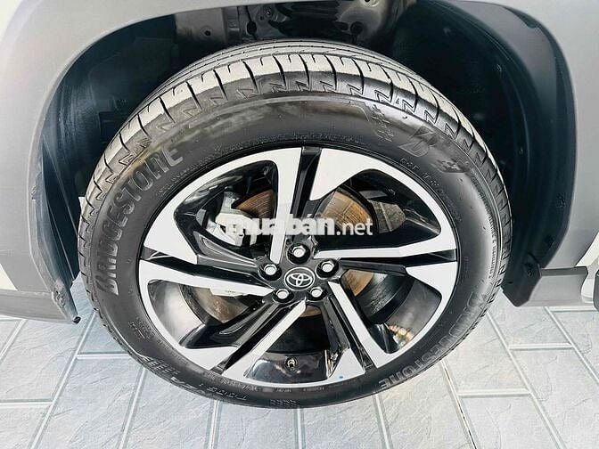 Toyota Yaris Cross 2024 Indonesia Trắng 11.000 Km