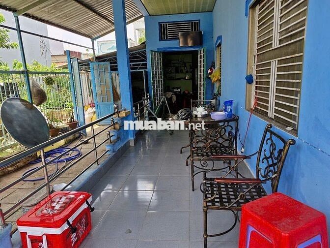 -	Bán nhà nguyên căn 286 m2  cmt 8, P.Bình Thủy, Tp. Cần Thơ.