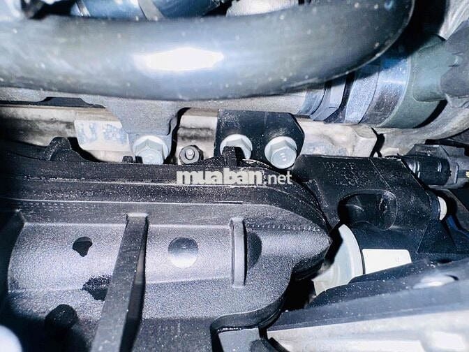 Hyundai SantaFe 7 chỗ Dầu Số tự động Vàng cát