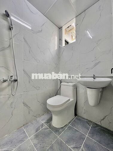 NHÀ MỚI NGAY BÙI ĐÌNH TUÝ GẦN ĐH NGOẠI THƯƠNG