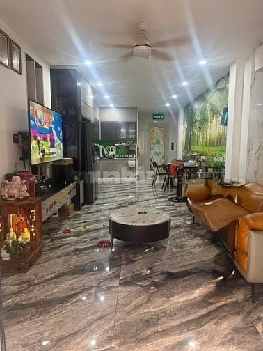 Chính chủ bán nhà Điện Biên Phủ Q.3 - 6,5m x 13m có thang máy 