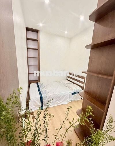 Bán chung cư N5B 3 ngủ 2 vs, 5.4 tỷ, full nội thất, sổ đỏ chính chủ