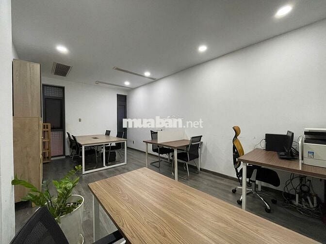 Cho thuê văn phòng Vạn Phúc City, 35m2 Full nội thất - 7,5Tr/tháng