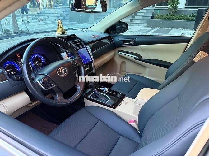 Toyota Camry 2.0E 2017 Xe Gia Đình Đẹp Như Mới
