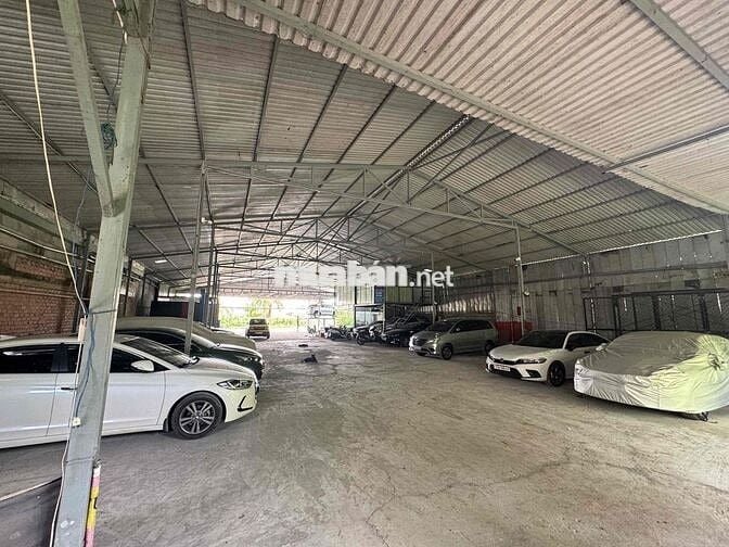 SANG XƯỞNG ĐANG KINH DOANH CHĂM SÓC XE Ô TÔ HOẶC CHO THUÊ XƯỞNG