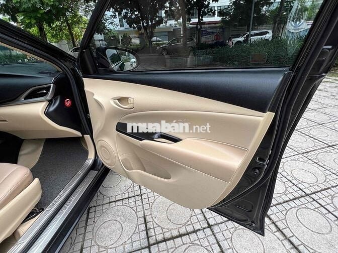 Nhà bán  Vios E 2018 phom mới 7 túi khí