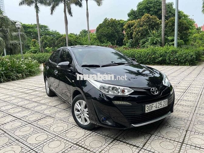 Nhà bán  Vios E 2018 phom mới 7 túi khí