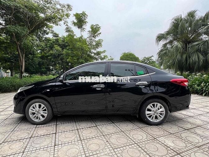 Nhà bán  Vios E 2018 phom mới 7 túi khí