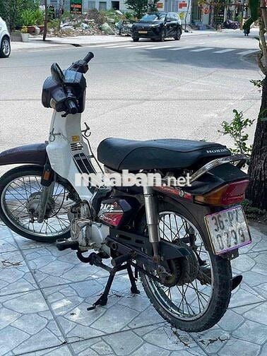 Honda Dream Trắng Đen Nâu Trung Quốc