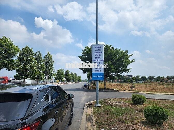 Đất nền KDC Lợi Bình Nhơn, đã có sổ , vị trí ngay TTHC và  AeonMall