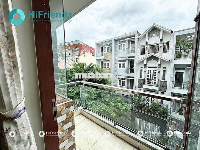 PHÒNG CÓ BAN CÔNG FULL NỘI THẤT GIÁ RẺ NGAY CÔNG VIÊN LÀNG HOA