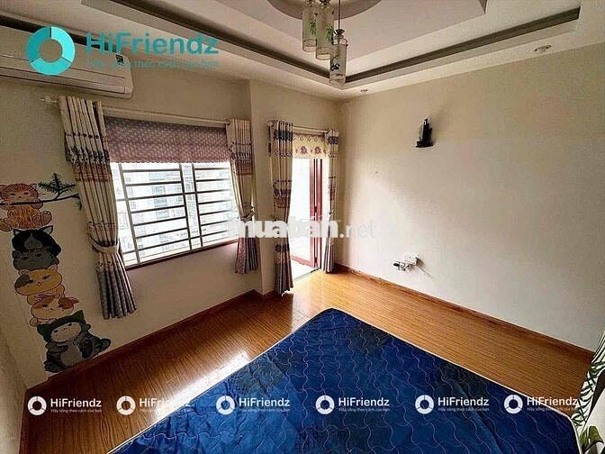 PHÒNG CÓ BAN CÔNG FULL NỘI THẤT GIÁ RẺ NGAY CÔNG VIÊN LÀNG HOA
