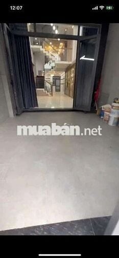 4x20 mới xây trệt lửng 3 lầu 4pn 5wc phan văn hớn gần trung tâm 